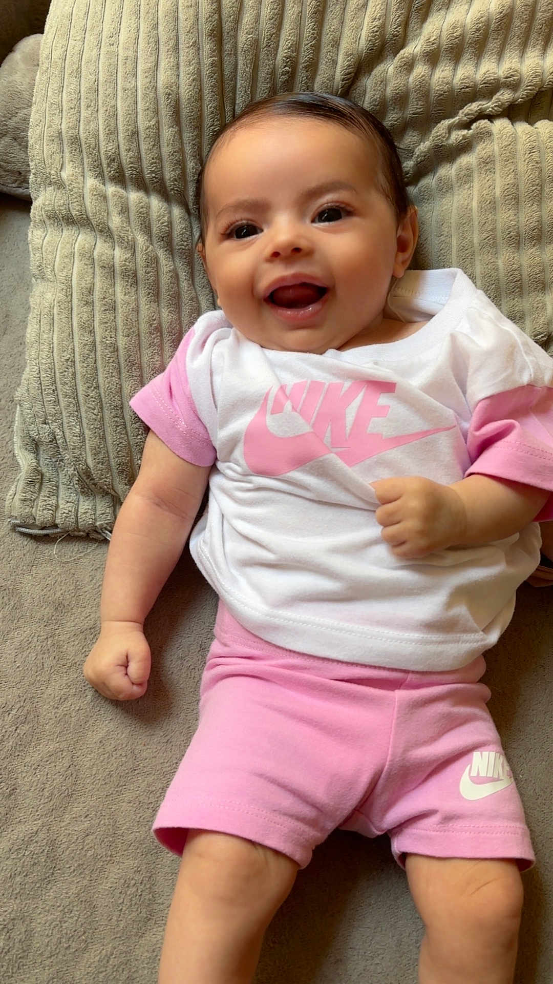 Ayna