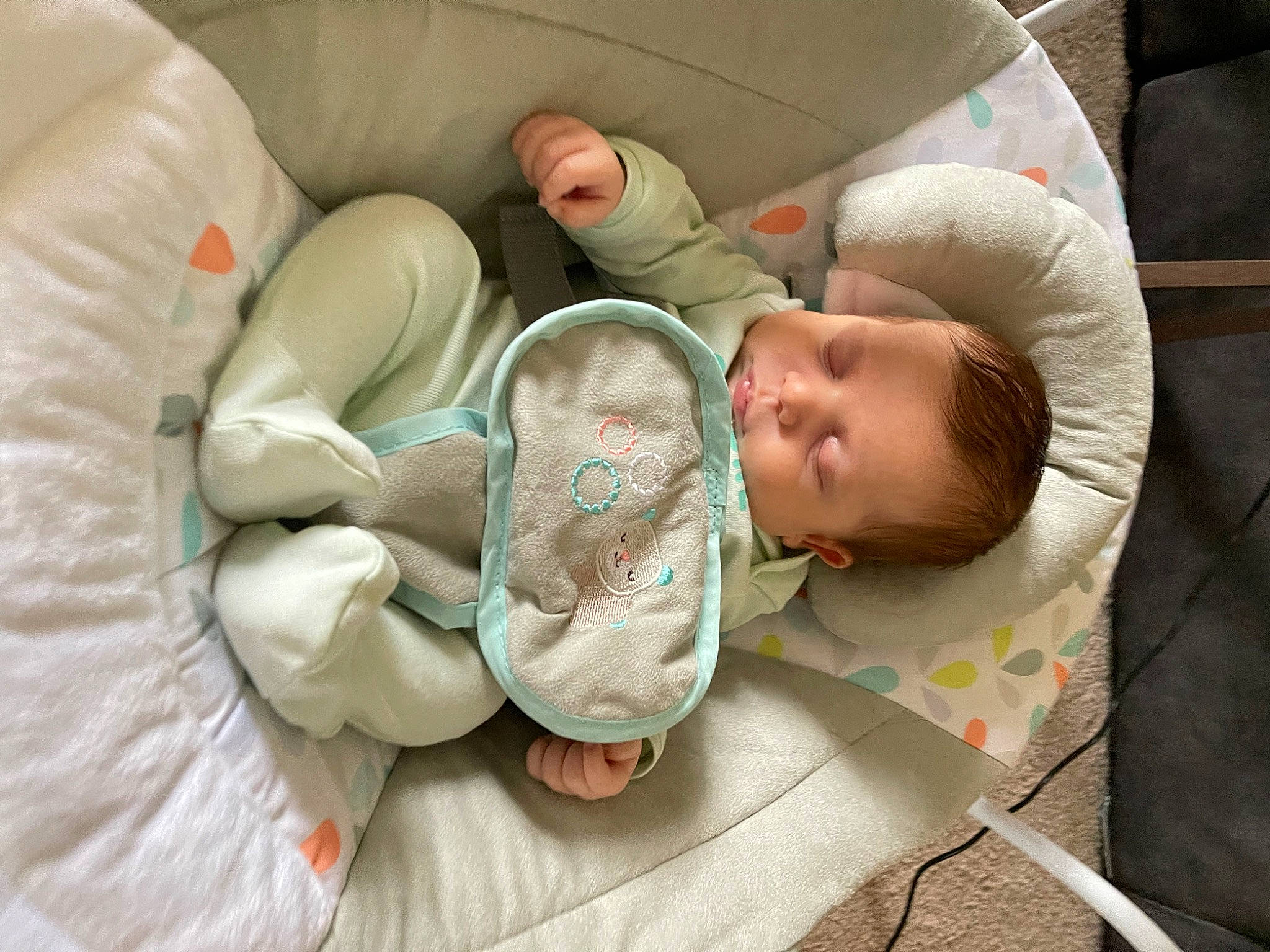 Saint is registered to the contest to win money with this photo: baby, baby_products, baby_sleeping, baby_toddler_clothing, bedtime, child, childbirth, comfort, health_care, hospital, linens, medical, nap, person, room, service, sitting, skin, sleep, toddler