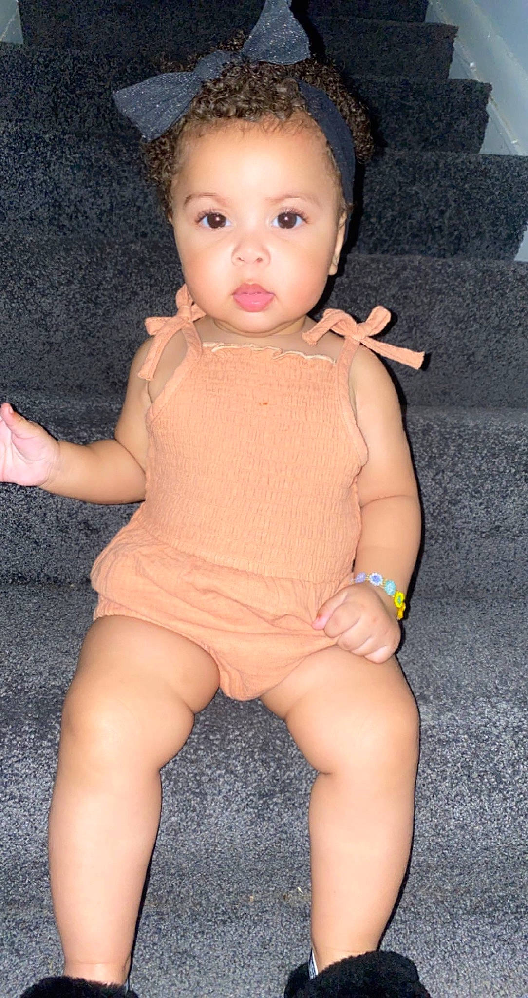 Amari is registered to the contest to win money with this photo: arm, baby_toddler_clothing, cheek, eye, face, hair, hairstyle, hand, head, human_body, joint, leg, lip, mouth, muscle, neck, nose, organ, person, skin