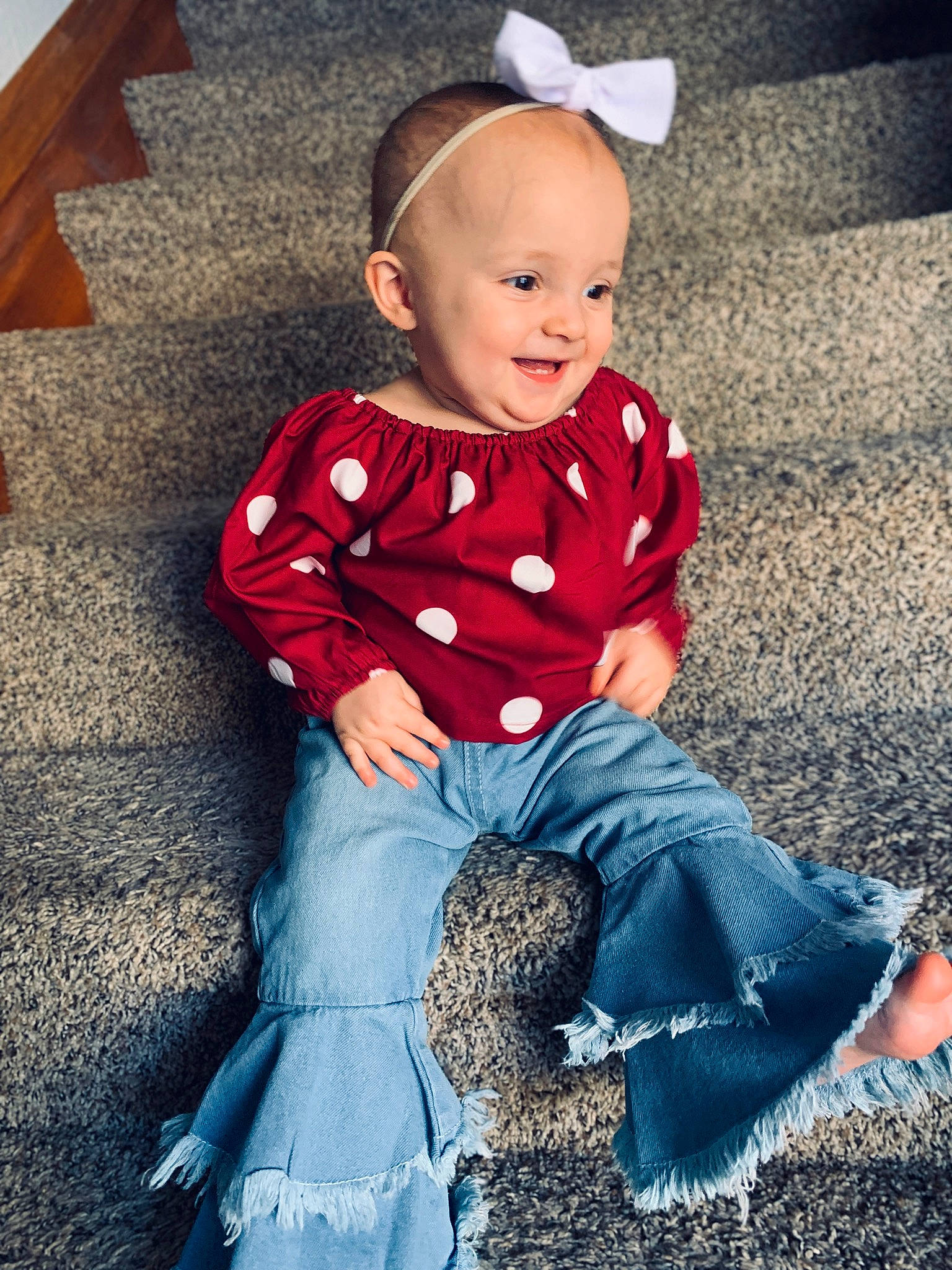 Nova-grace is registered to the contest to win money with this photo: baby, baby_toddler_clothing, cool, eye, face, facial_expression, fun, grass, happy, head, jeans, joy, leg, people_in_nature, person, skin, sleeve, smile, standing, t_shirt