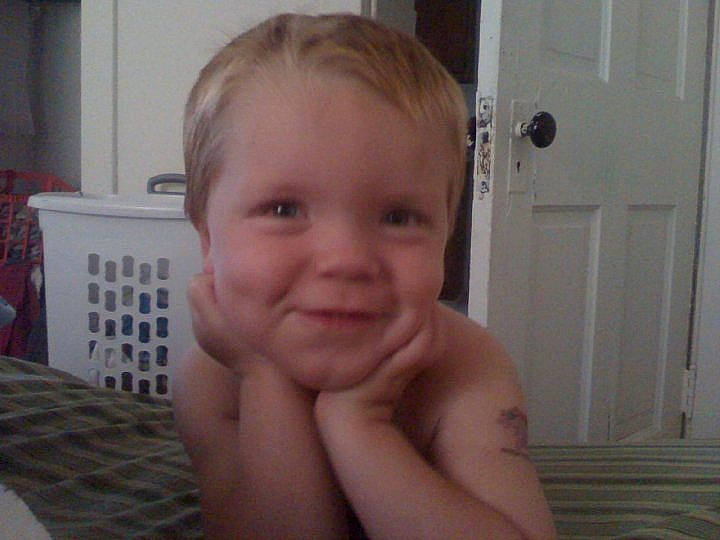 Ethyn is registered to the contest to win money with this photo: baby, blond, cheek, child, chin, ear, eye, face, facial_expression, finger, forehead, hair, head, joy, lip, mouth, muscle, nose, person, skin