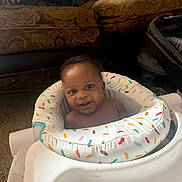 Jasaiah is registered to the contest to win money with this photo: