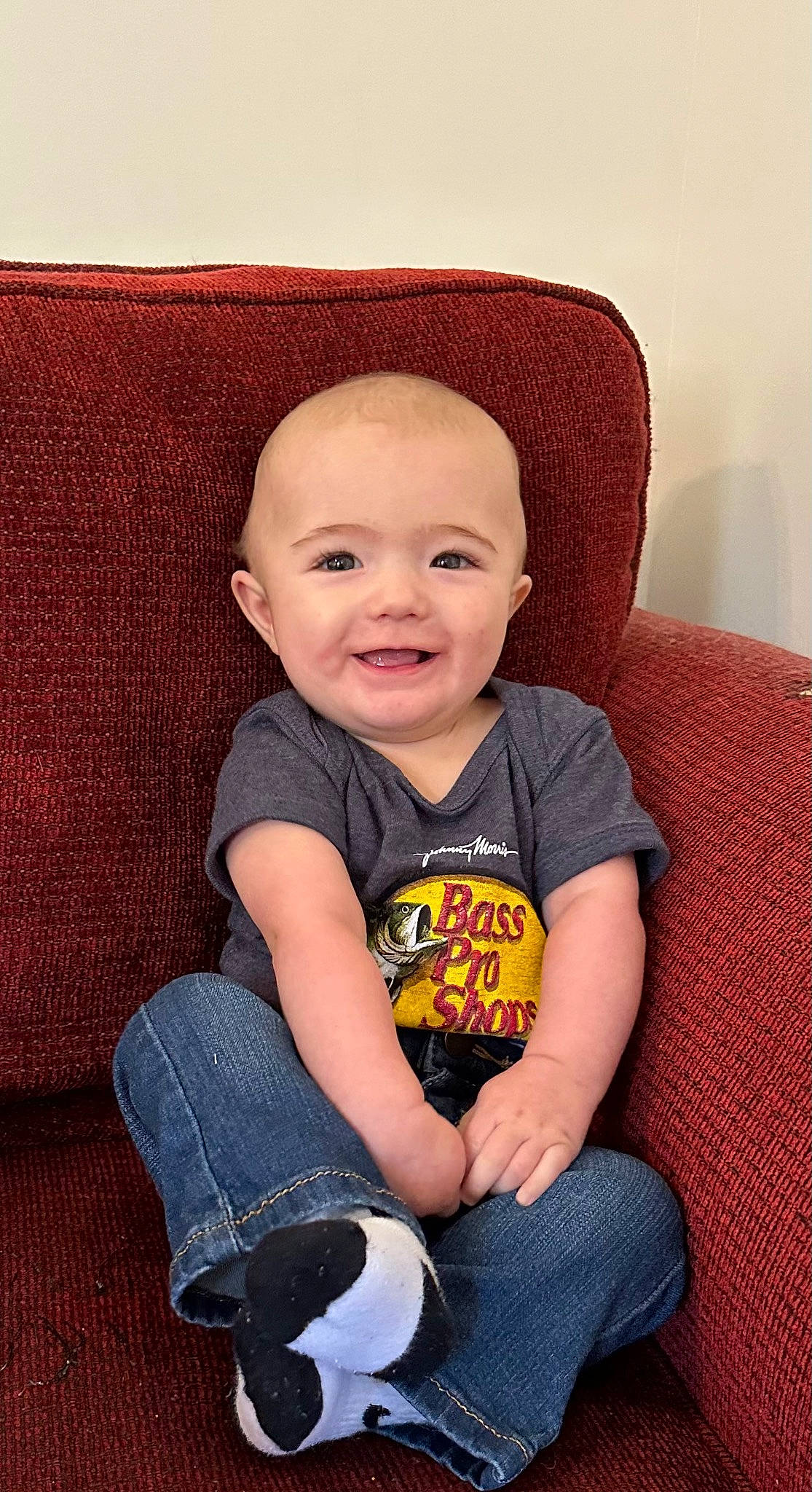 Kendall is registered to the contest to win money with this photo: baby, baby_toddler_clothing, cheek, chin, clothing, comfort, eye, facial_expression, flash_photography, happy, head, iris, jeans, joy, leg, lip, mouth, nose, person, skin