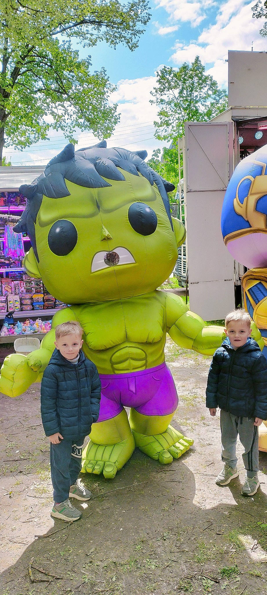 Denys Daniiel participe au concours pour gagner de l'argent avec cette photo : blue, boot, costume, event, fun, games, green, happy, joy, leisure, magenta, mascot, organism, party_supply, person, photograph, recreation, toddler, tourism, tree