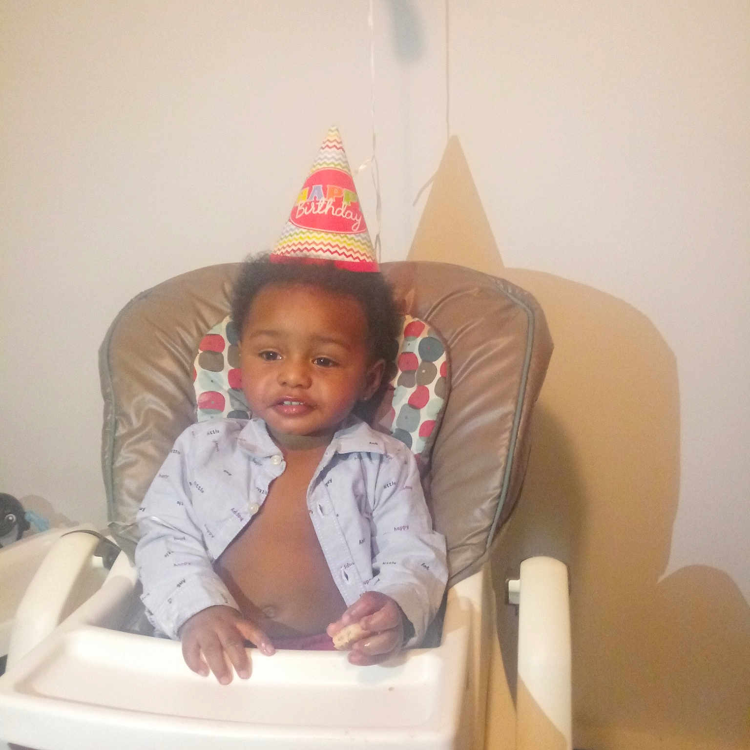 Jermaine Jr is registered to the contest to win money with this photo: baby, chair, child, comfort, daughter, furniture, person, sitting, skin, toddler