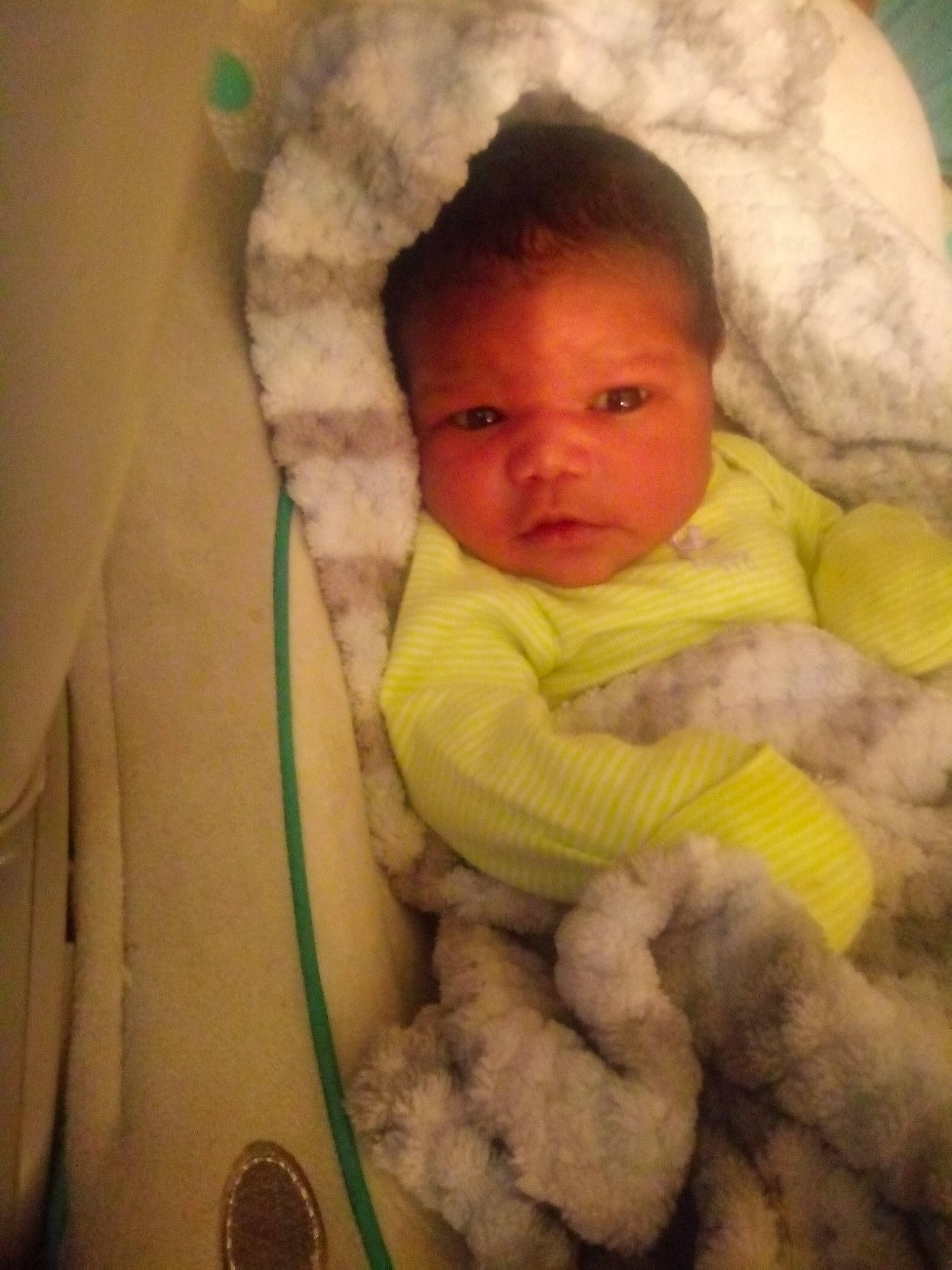 Za'Marianna is registered to the contest to win money with this photo: baby, cheek, child, eye, nose, person, skin, smile, toddler, wool