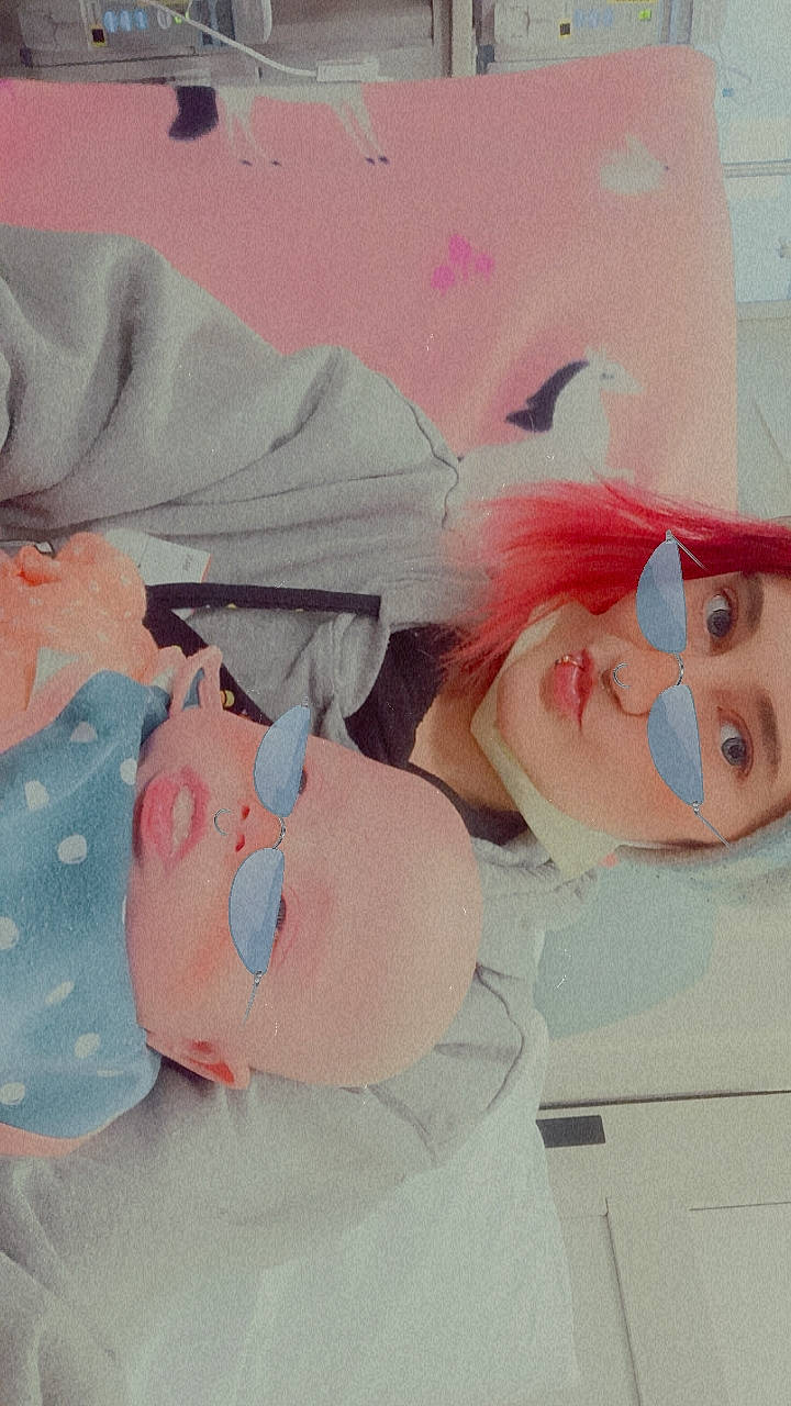 Elana is registered to the contest to win money with this photo: arm, bangs, chest, child, comfort, eyelash, finger, gesture, hand, hime_cut, human_body, human_leg, leg, lip, mouth, person, pink, skin, textile, thigh