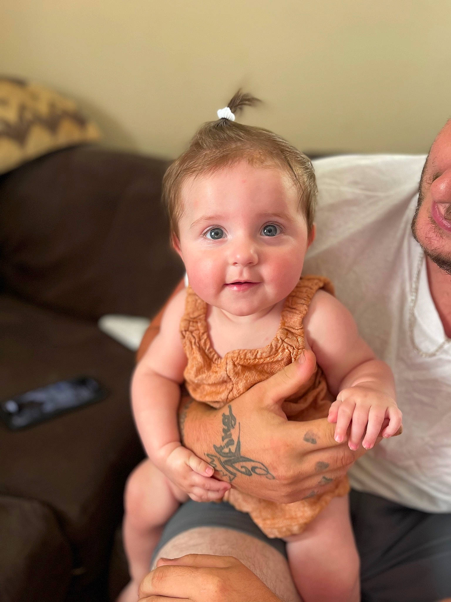 Alayna is registered to the contest to win money with this photo: abdomen, baby, baby_toddler_clothing, cheek, eye, face, finger, gesture, hair, happy, head, iris, mouth, person, skin, smile, stomach, thigh, thumb, toddler