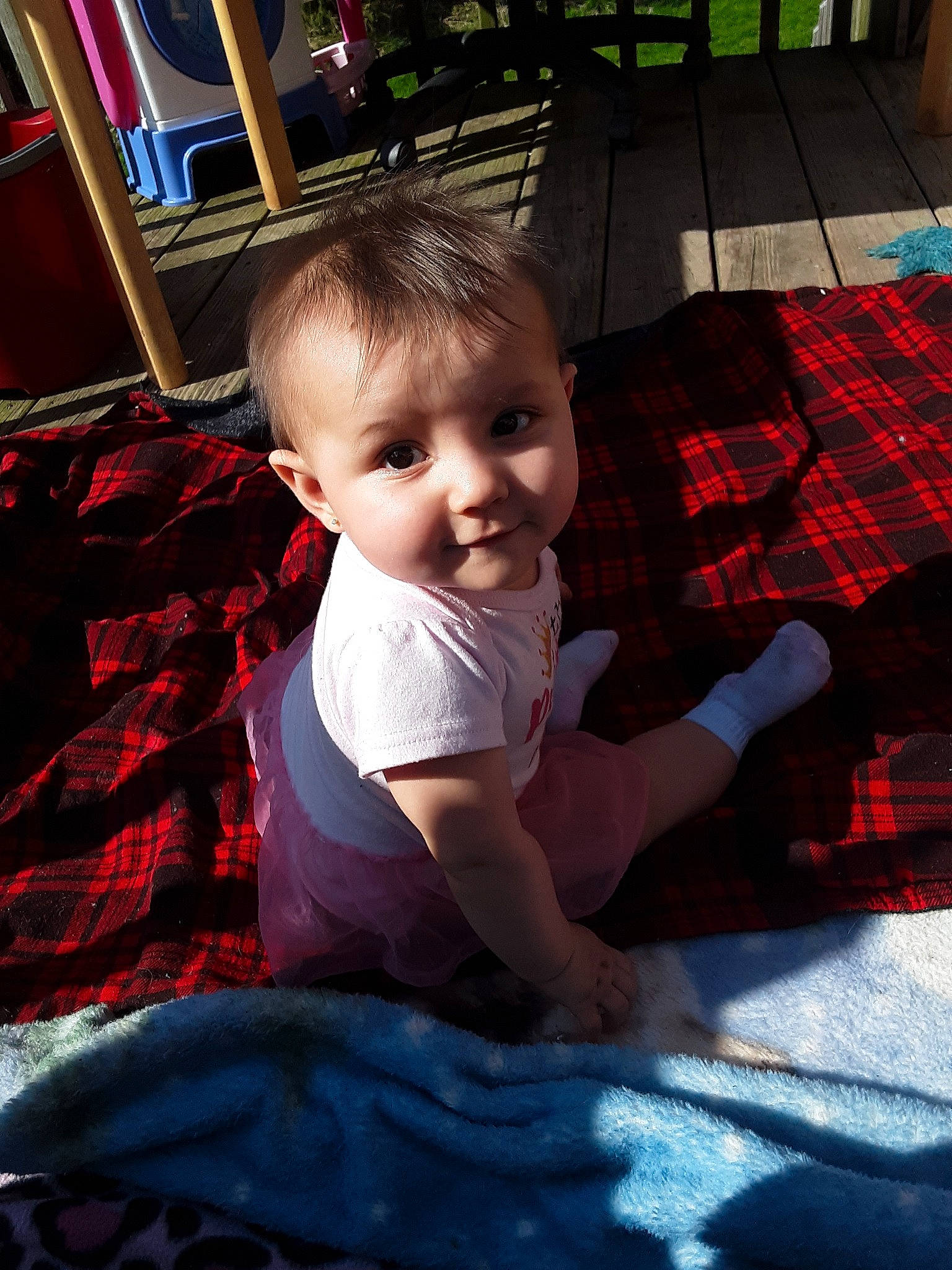 Fraya is registered to the contest to win money with this photo: baby, cheek, child, person, play, toddler