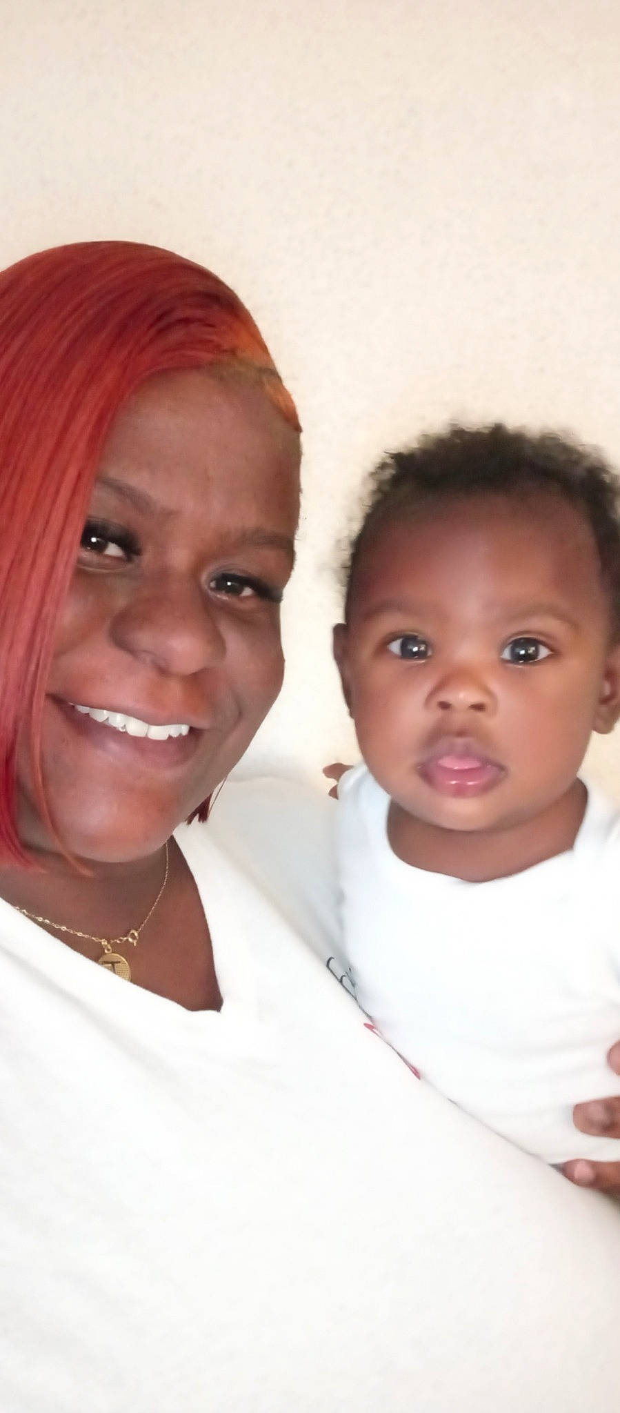 Dakota is registered to the contest to win money with this photo: beauty, cheek, chin, eye, eyebrow, eyelash, face, forehead, gesture, hair, happy, head, iris, joy, lip, nose, organ, person, skin, sleeve