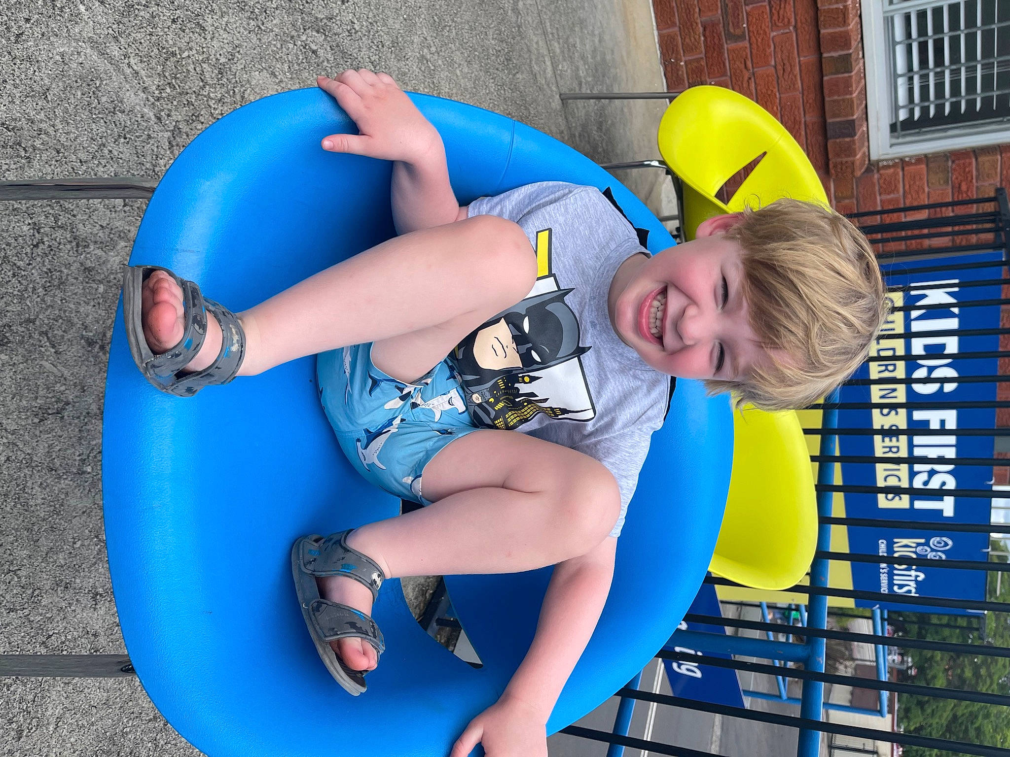 Otto is registered to the contest to win money with this photo: azure, baby_toddler_clothing, blue, child, electric_blue, fun, happy, joy, knee, leg, leisure, people, person, personal_protective_equipment, recreation, shorts, smile, thigh, toddler, water