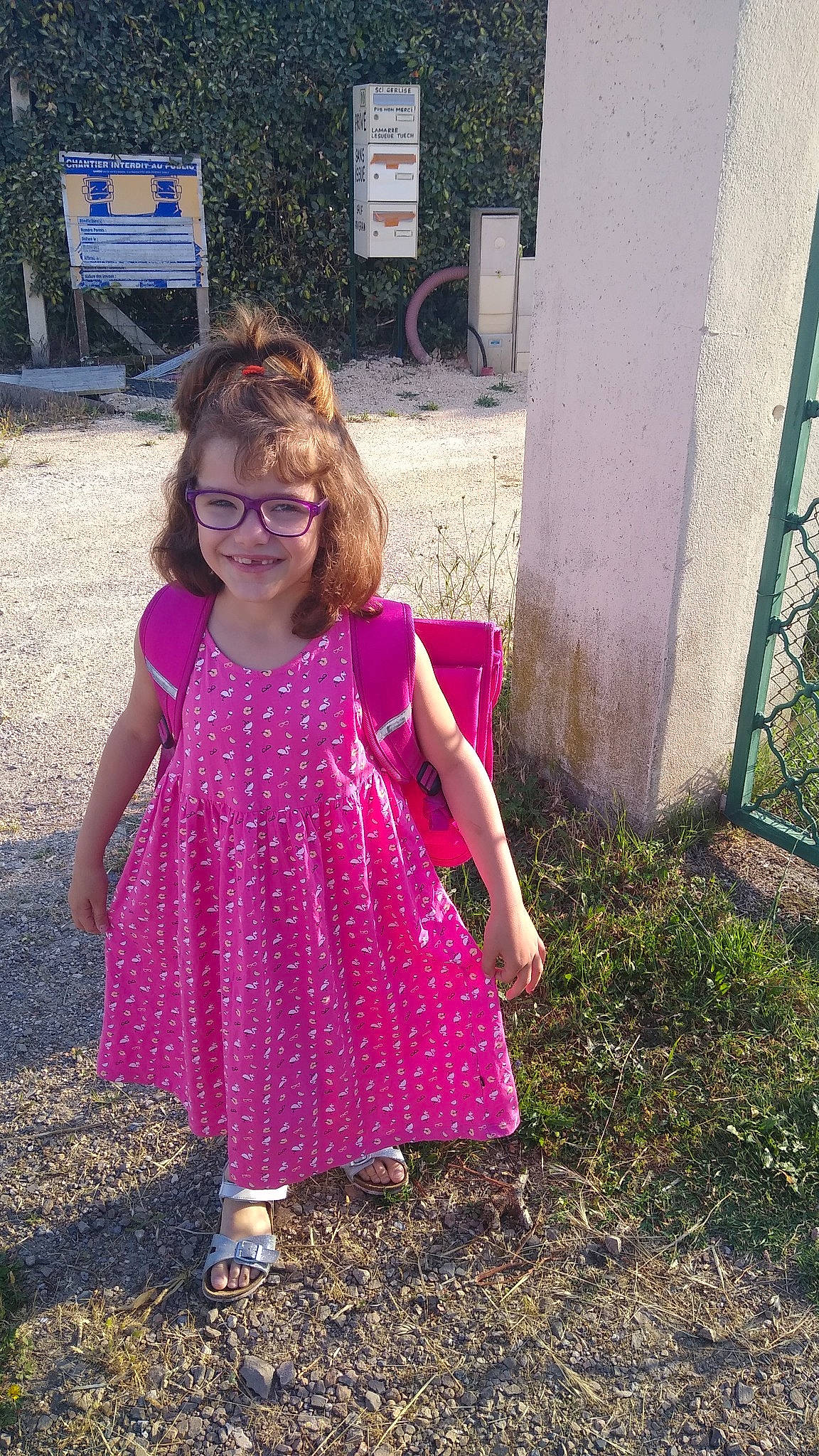 Maylanne participe au concours pour gagner de l'argent avec cette photo : day_dress, dress, fawn, fun, grass, hairstyle, happy, joy, magenta, one_piece_garment, people_in_nature, person, pink, plant, purple, sleeve, smile, standing, tints_and_shades, toddler