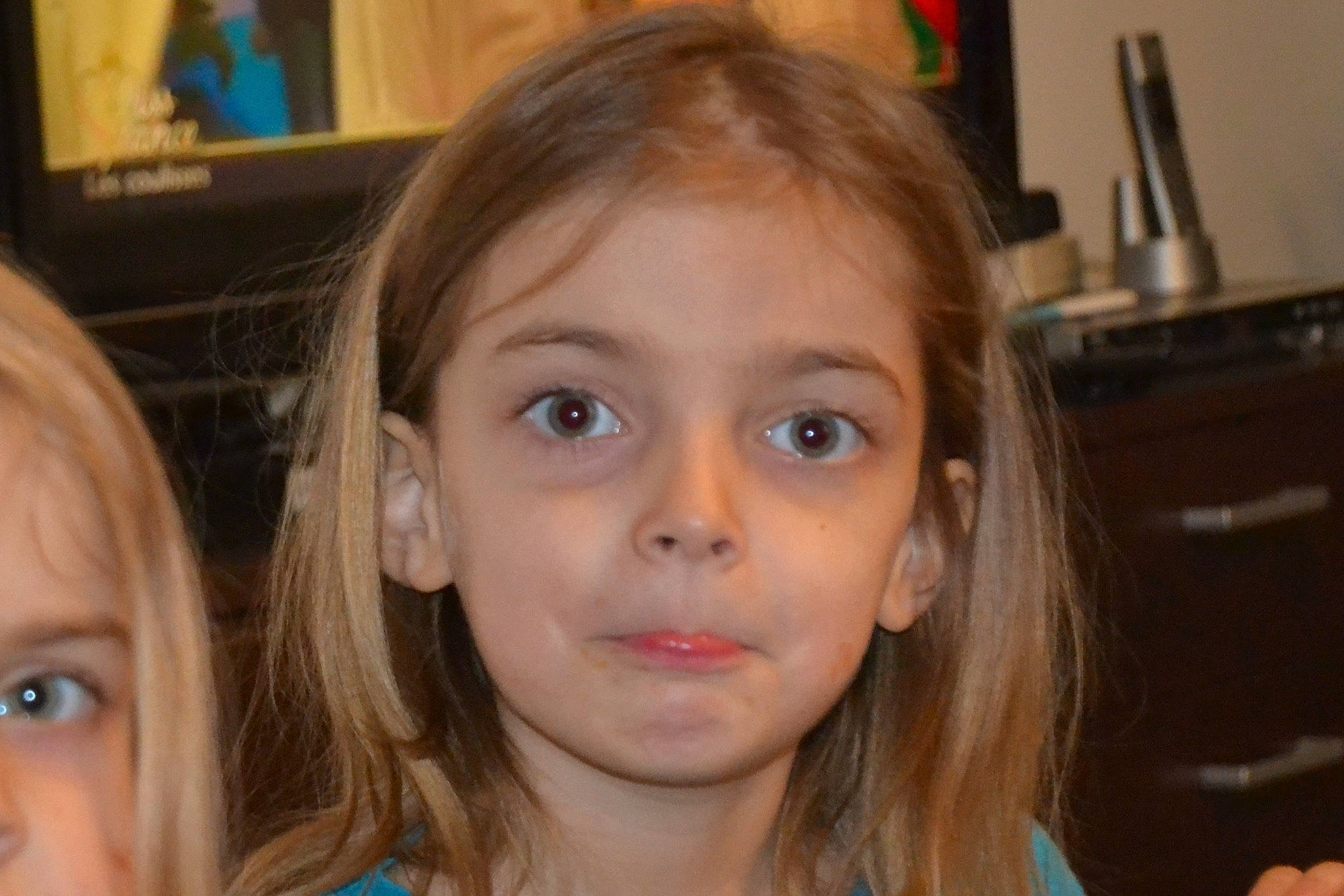 Lana a rejoint le concours — aidez-le/la à gagner de superbes lots ! blond, cheek, child, ear, eye, eyelash, face, forehead, fun, happy, head, iris, jaw, lip, long_hair, nose, person, selfie, skin, toddler