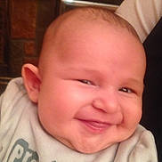 Chary Raphael participe au concours pour gagner de l'argent avec cette photo :