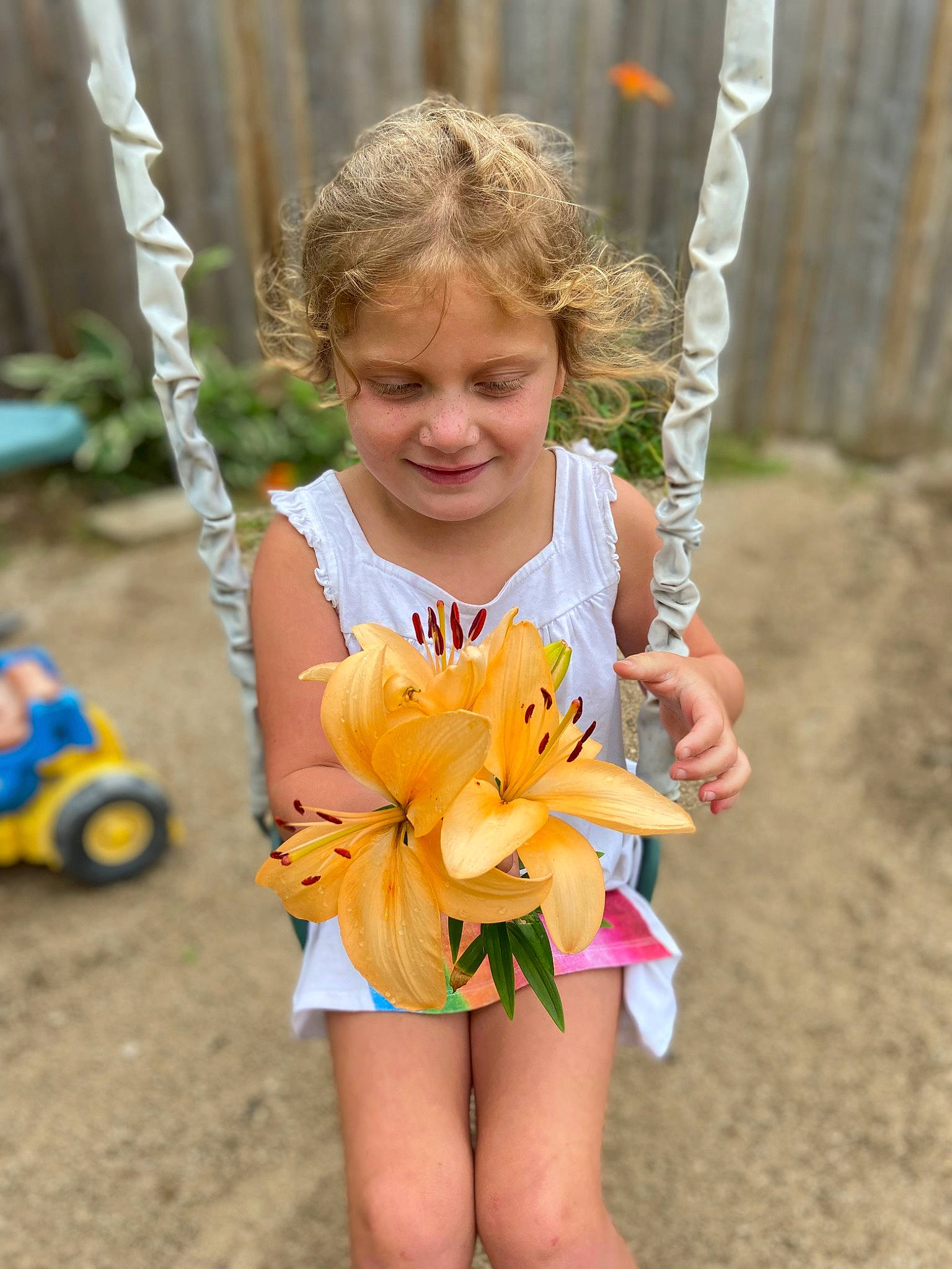 Mara joined the competition — help win amazing prizes! clothing, dress, eye, flower, green, hand, happy, head, human_body, iris, jeans, joy, leaf, nature, orange, person, photograph, plant, skin, smile