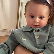 Ulysse a rejoint le concours — aidez-le/la à gagner de superbes lots ! baby, blue_eyes, child, clothing, cozy, cute, expression, face, hair, hand, holding, indoor, infant, long_sleeve, person, portrait, skin, sweater, warm_lighting, young_child