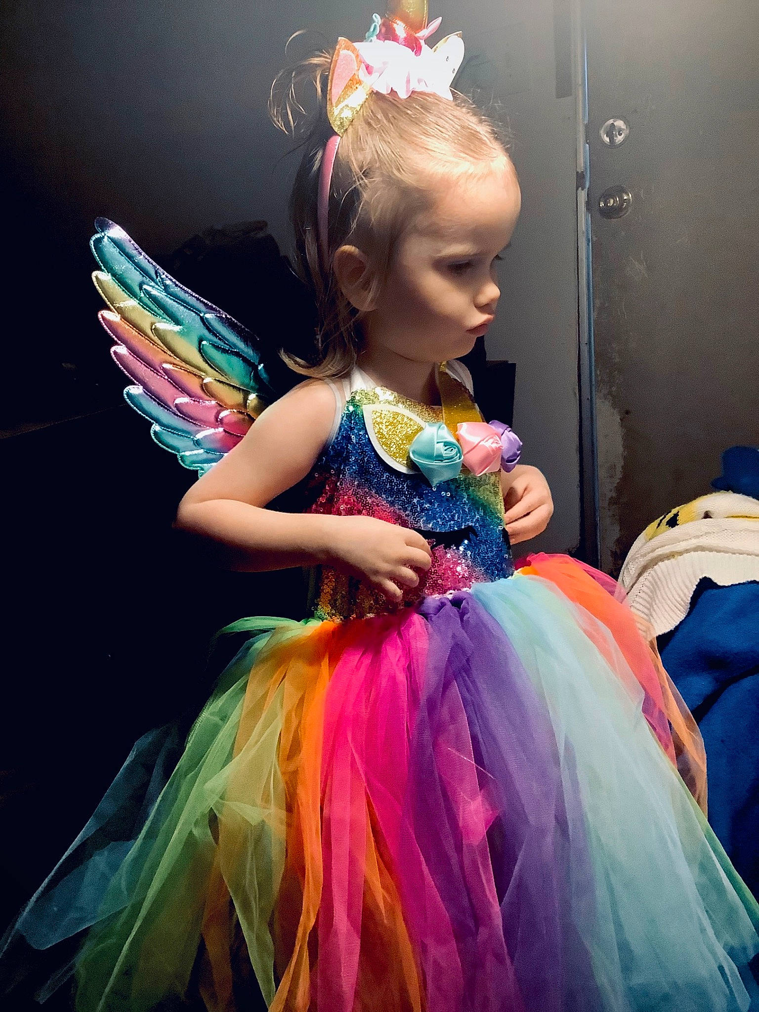 Azlyne is registered to the contest to win money with this photo: ballet_tutu, child, dress, entertainment, event, fashion, fashion_design, formal_wear, fun, gown, hairstyle, happy, headpiece, magenta, mythical_creature, organ, person, pink, ruffle, toddler