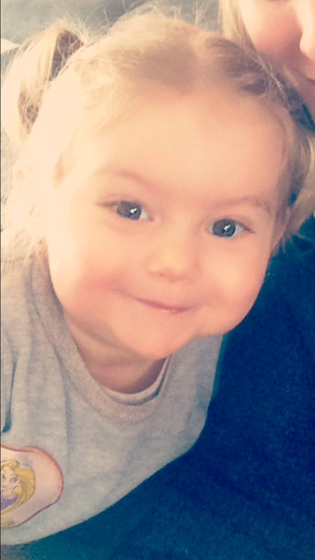 Arianna a rejoint le concours — aidez-le/la à gagner de superbes lots ! blond, cheek, child, chin, eye, eyebrow, face, forehead, girl, hair, hairstyle, head, human_hair_color, infant, lip, nose, person, skin, smile, toddler