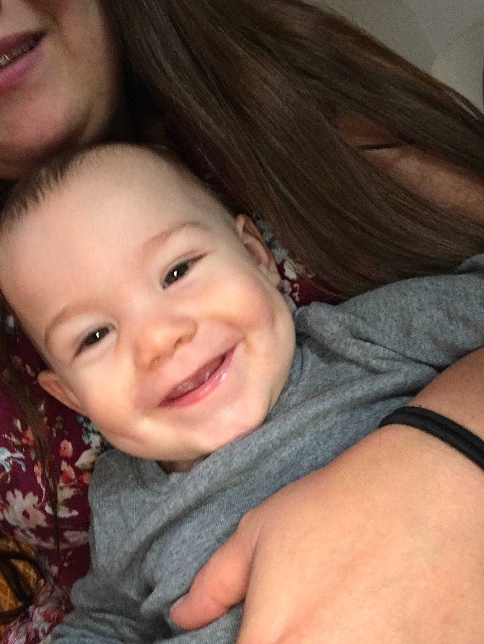 Kolt is registered to the contest to win money with this photo: baby, beauty, cheek, child, chin, eye, face, facial_expression, fun, happy, head, joy, laugh, lip, mother, mouth, nose, person, photography, skin