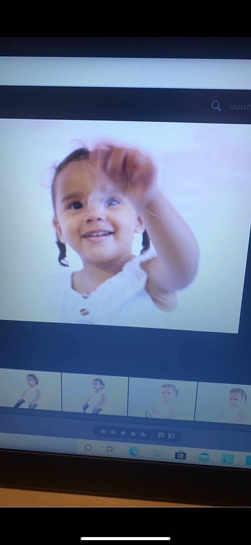 Kaizley is registered to the contest to win money with this photo: blurred, communication_device, computer, display_device, electronic_device, eyelash, flat_panel_display, font, gadget, gesture, happy, joy, multimedia, output_device, person, photograph, screenshot, smile, snapshot, software