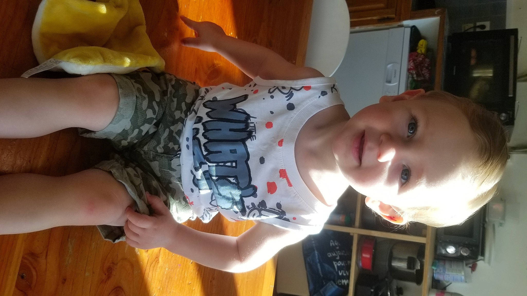 Maylonn participe au concours pour gagner de l'argent avec cette photo : baby, baby_toddler_clothing, cheek, chest, child, elbow, eye, eyelash, finger, fun, hand, happy, human_leg, mouth, nose, person, sleeve, smile, thigh, toddler