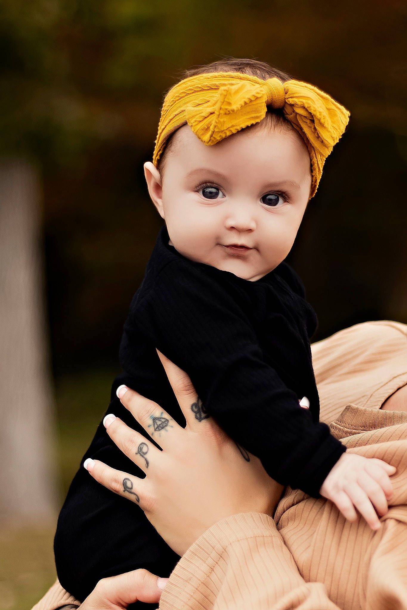 Frankie is registered to the contest to win money with this photo: baby, baby_toddler_clothing, child, costume_hat, fashion_accessory, flash_photography, formal_wear, gesture, happy, jewellery, nail, people_in_nature, person, portrait, portrait_photography, sitting, skin, sleeve, smile, thumb