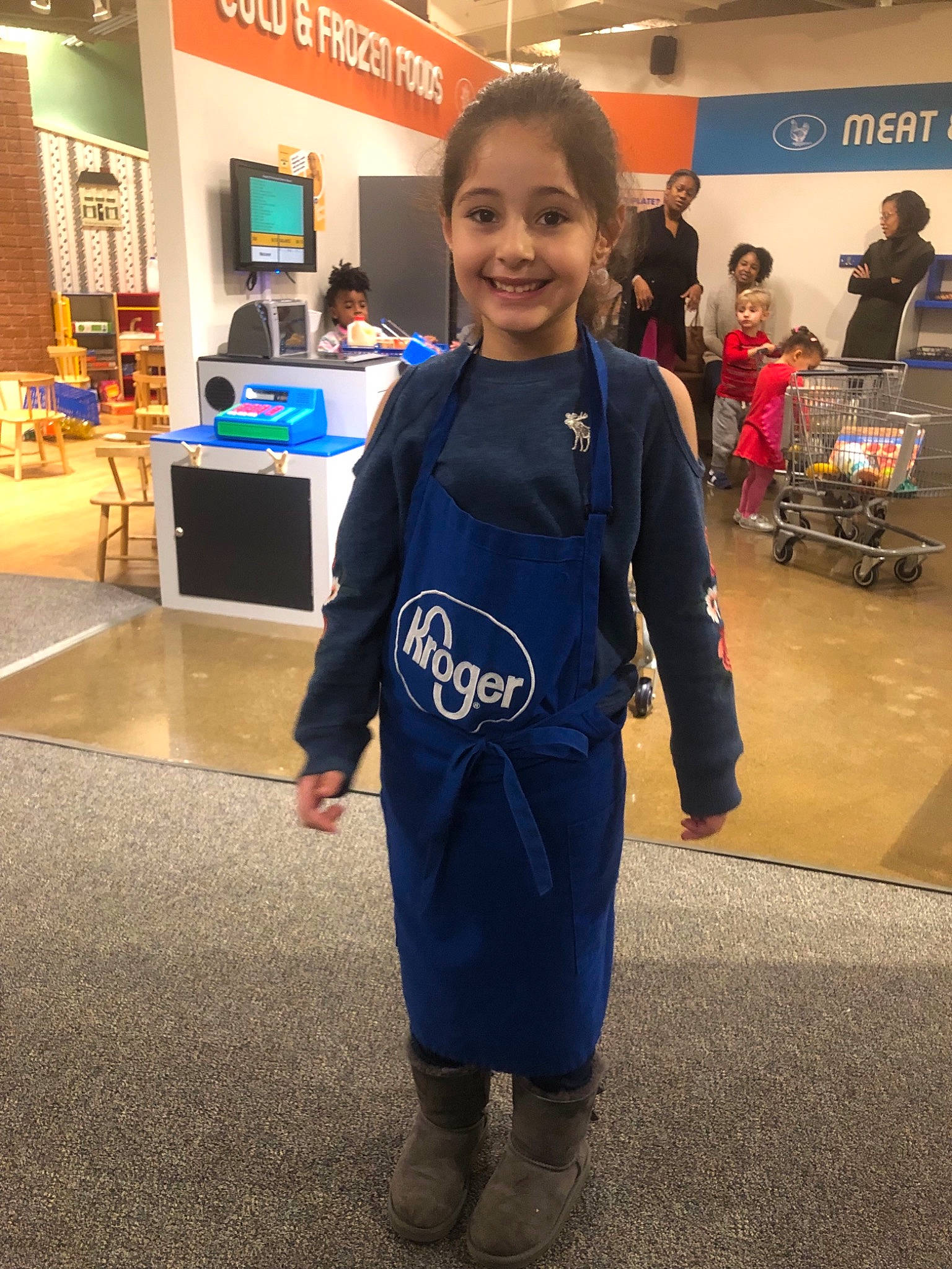 Tia is registered to the contest to win money with this photo: blue, child, costume, joy, outerwear, person, uniform