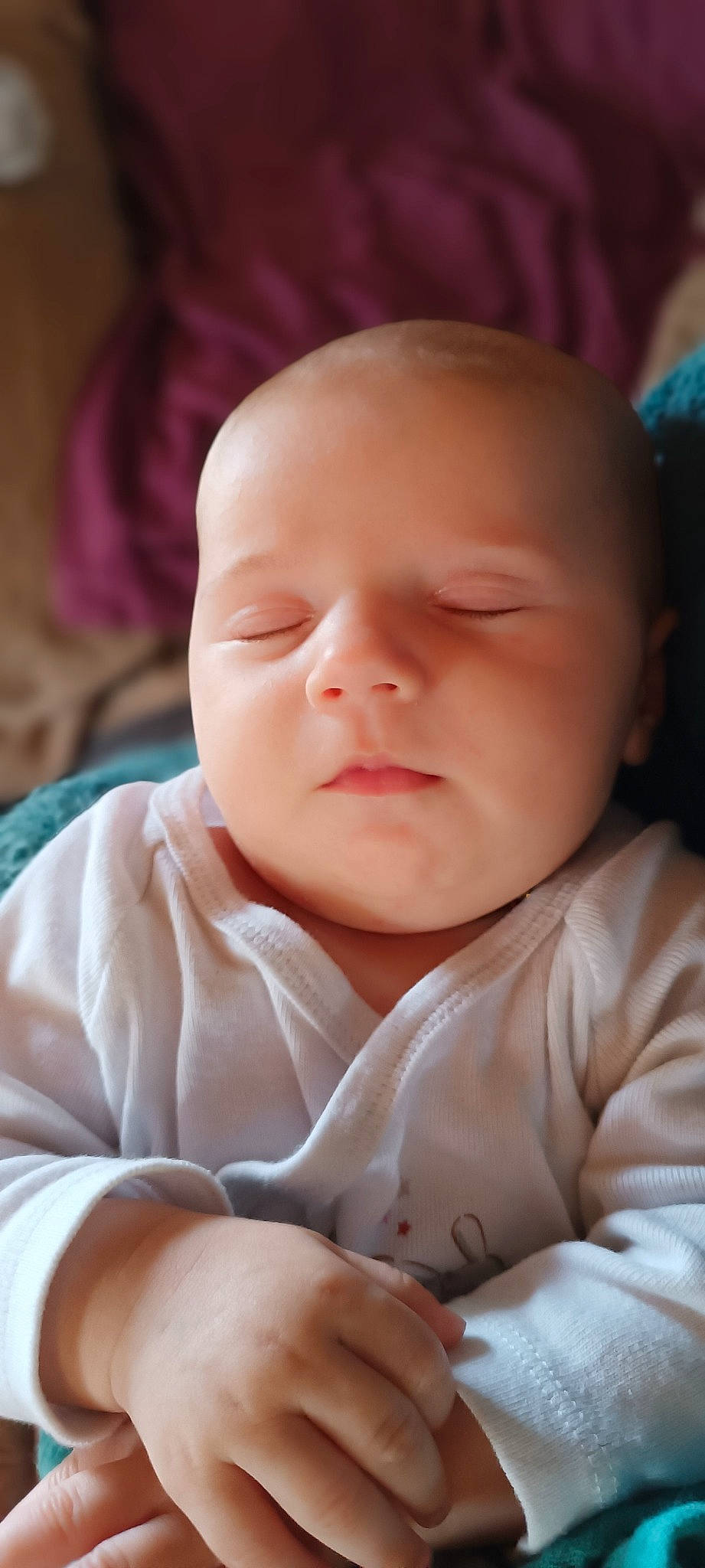 Romane a rejoint le concours — aidez-le/la à gagner de superbes lots ! baby, baby_toddler_clothing, beauty, cheek, child, chin, comfort, eye, eyebrow, face, happy, head, iris, lip, mouth, nose, person, pink, skin, smile