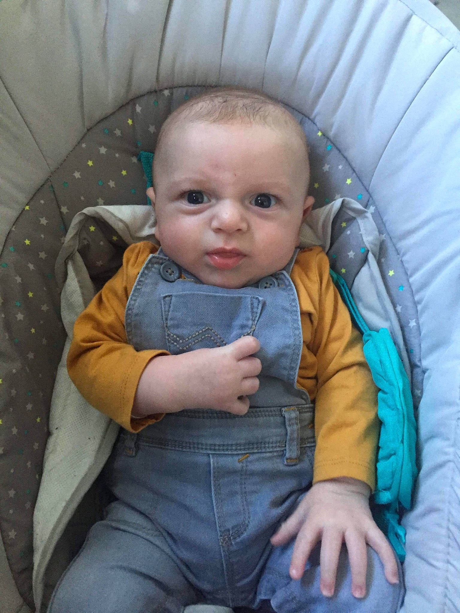 Kayden participe au concours pour gagner de l'argent avec cette photo : baby, baby_toddler_clothing, car_seat, chair, cheek, child, comfort, eye, face, facial_expression, grass, hairstyle, head, iris, mouth, nose, organ, person, skin, smile