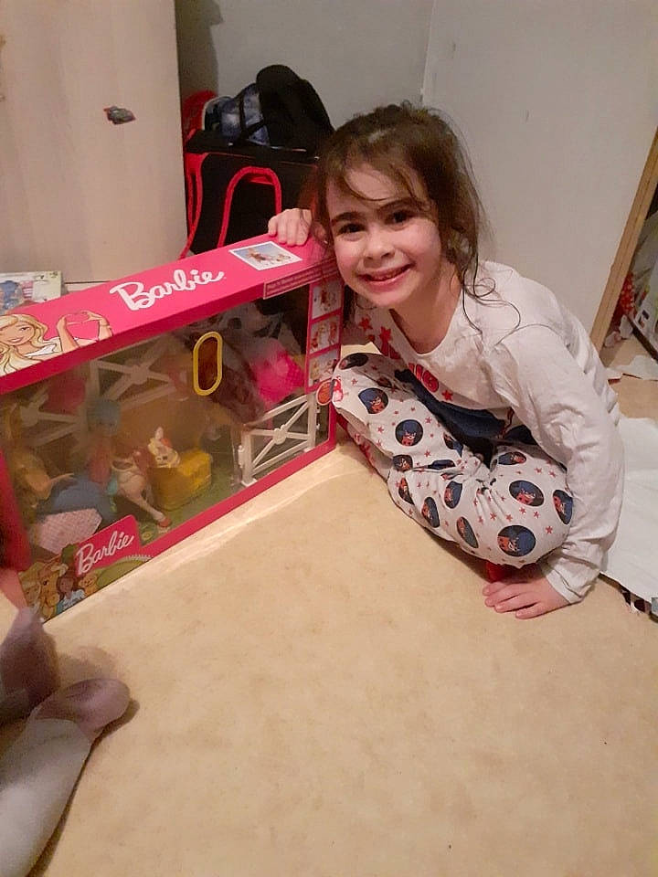 Lindsay a rejoint le concours — aidez-le/la à gagner de superbes lots ! child, joy, person, play, toddler