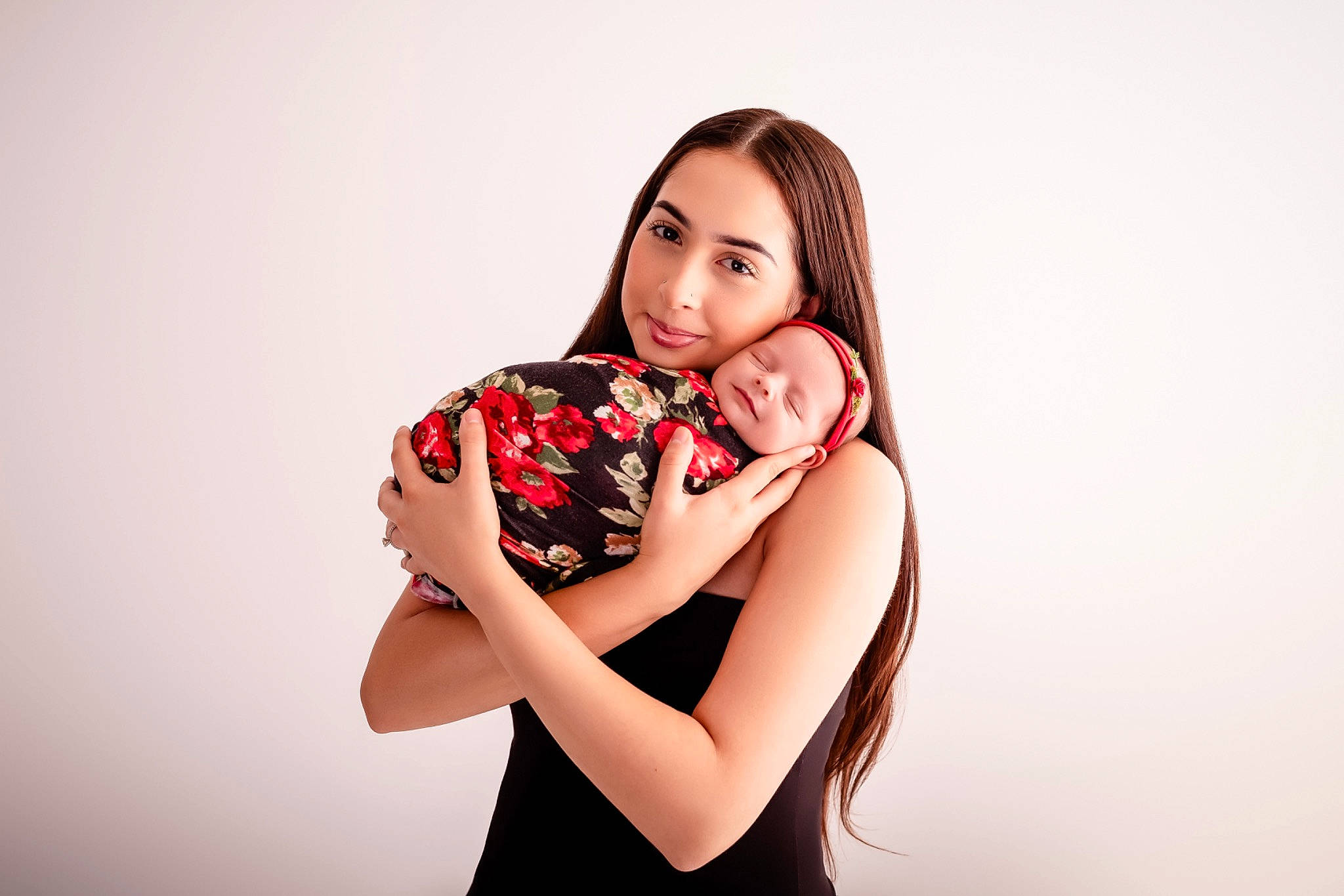 Valeria is registered to the contest to win money with this photo: arm, black_hair, dress, elbow, eyelash, fashion_model, flash_photography, gesture, hand, happy, headwear, joint, joy, knee, lip, lipstick, muscle, neck, person, shoulder