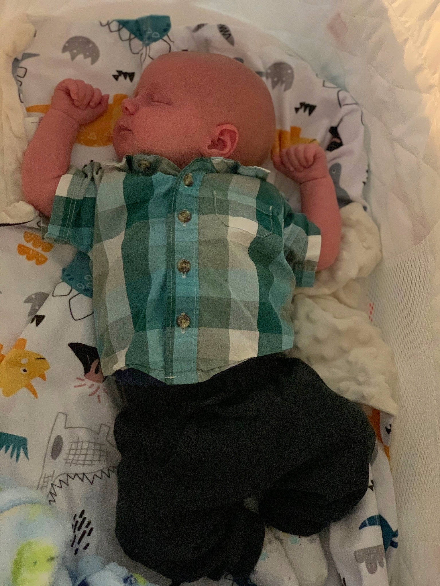 Colin is registered to the contest to win money with this photo: baby, baby_products, baby_safety, baby_sleeping, baby_toddler_clothing, bed, bedding, bedtime, child, comfort, head, linens, pattern, person, product, sleeve, sock, t_shirt, textile, thigh