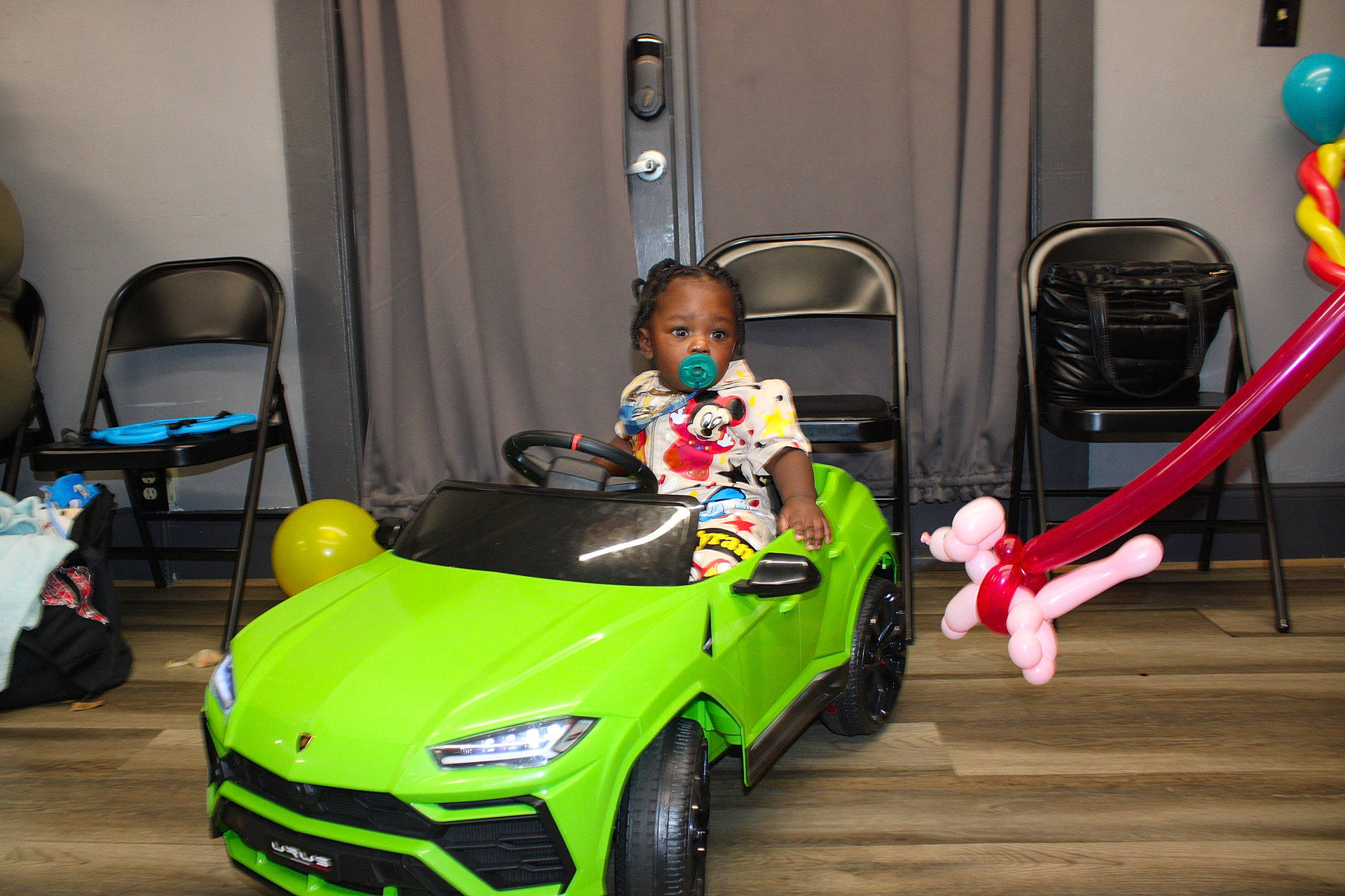 Tyran is registered to the contest to win money with this photo: alloy_wheel, automotive_design, automotive_lighting, automotive_tire, bumper, car, chair, curtain, headlamp, hood, motor_vehicle, motorsport, performance_car, person, personal_luxury_car, tire, toddler, vehicle, vehicle_registration_plate, wheel