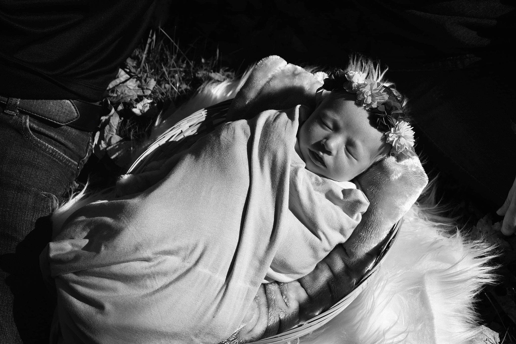 Brynley joined the competition — help win amazing prizes! black, black_and_white, child, gesture, human, monochrome, monochrome_photography, person, photography, sleep, style, white