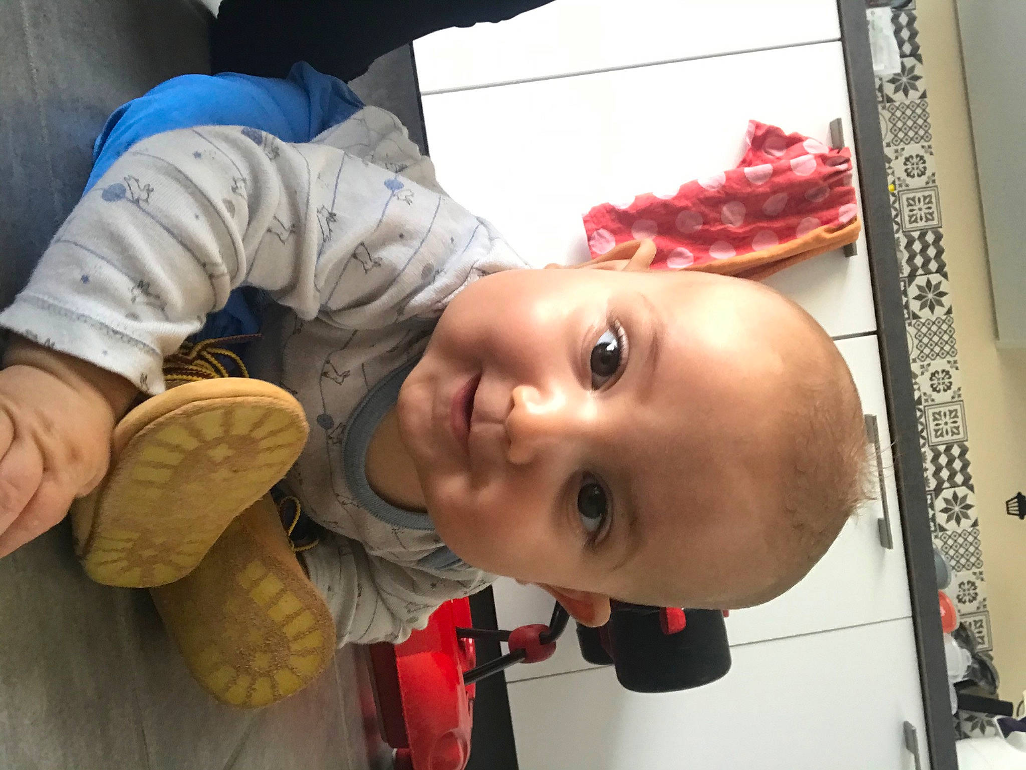 Melvyn a rejoint le concours — aidez-le/la à gagner de superbes lots ! baby, cheek, child, ear, forehead, head, mouth, nose, organ, person, toddler