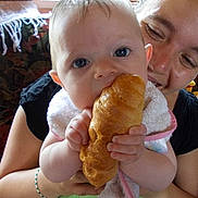 Nathalya participe au concours pour gagner de l'argent avec cette photo :