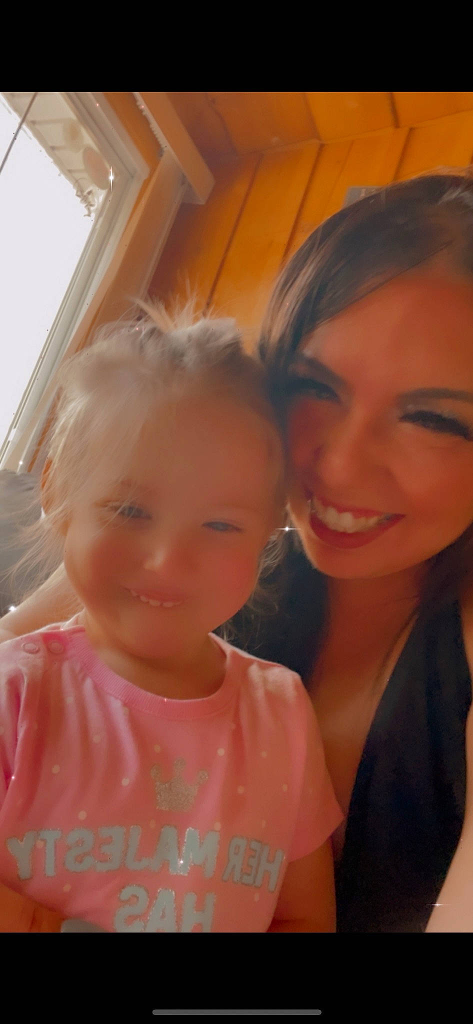 Aryah is registered to the contest to win money with this photo: cheek, chin, eyebrow, eyelash, face, forehead, gesture, happy, head, iris, jaw, joy, lip, long_hair, mouth, nose, person, selfie, shoulder, skin