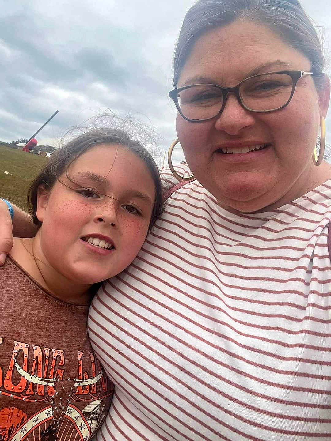 Makenzie is registered to the contest to win money with this photo: chin, cloud, cool, eye, eyewear, face, forehead, gesture, glasses, happy, head, iris, joy, lip, mouth, neck, nose, person, skin, sky