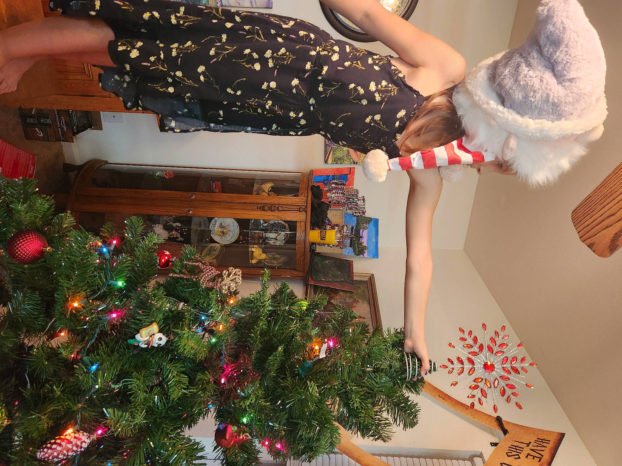 Haven joined the competition — help win amazing prizes! christmas, christmas_decoration, christmas_eve, christmas_ornament, christmas_tree, event, evergreen, green, hand, holiday, holiday_ornament, interior_design, light, ornament, plant, red, room, tree, wood, wrist