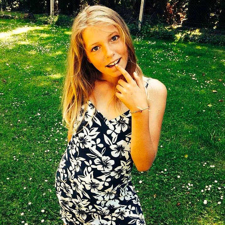 Athenais participe au concours pour gagner de l'argent avec cette photo :