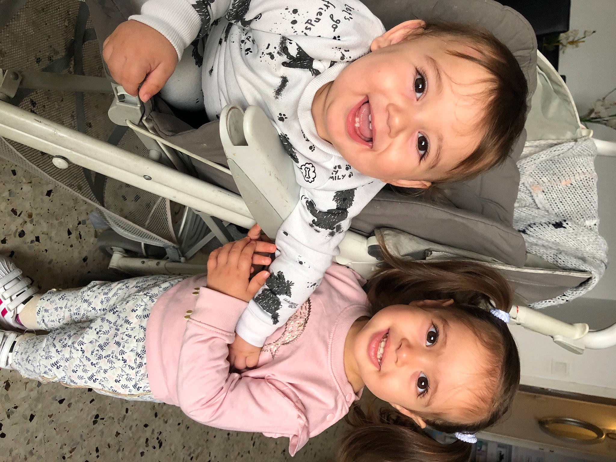 Dounia participe au concours pour gagner de l'argent avec cette photo : baby, cheek, child, comfort, eye, face, facial_expression, fun, hand, happy, head, iris, joy, mouth, organ, person, photograph, skin, smile, snapshot