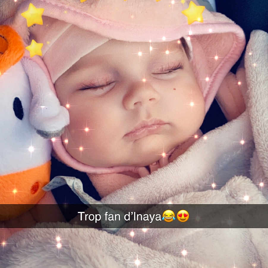 Inaya participe au concours pour gagner de l'argent avec cette photo : baby, child, head, nose, photography, smile, space, toddler, toy