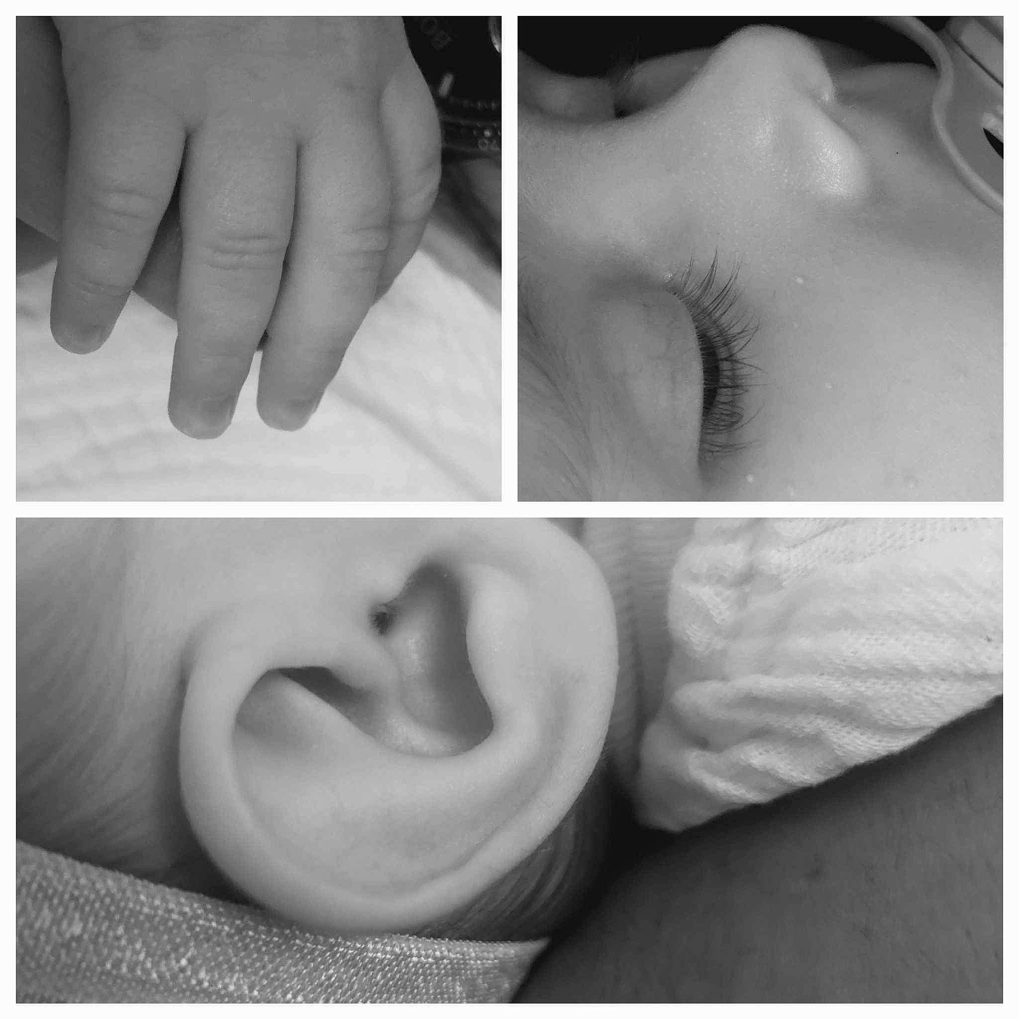 Katalya a rejoint le concours — aidez-le/la à gagner de superbes lots ! child, comfort, ear, eyelash, finger, flesh, font, gesture, happy, jaw, monochrome, monochrome_photography, mouth, nail, nose, person, smile, stock_photography, thumb, toddler