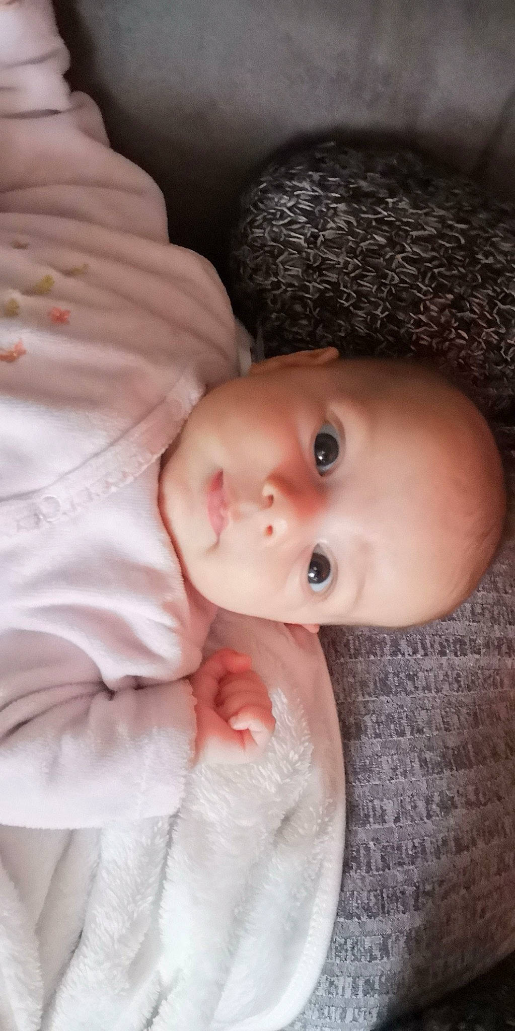 Lyana participe au concours pour gagner de l'argent avec cette photo : baby, baby_toddler_clothing, cap, cheek, chin, comfort, eye, eyebrow, face, fur, head, headgear, iris, lip, nose, outerwear, person, skin, sleeve, toddler