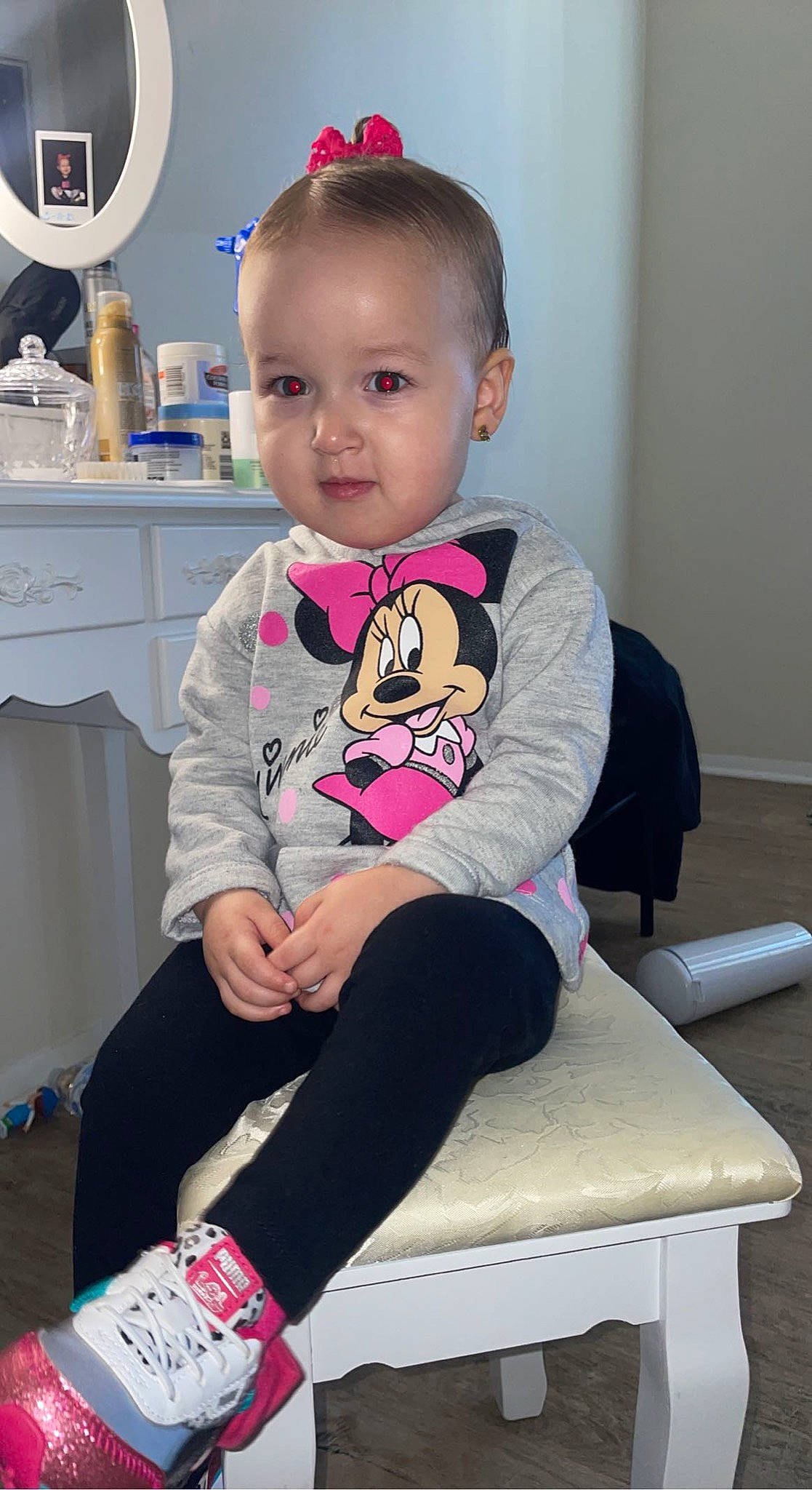 Ilyana is registered to the contest to win money with this photo: baby, baby_toddler_clothing, blue, cheek, child, cool, electric_blue, human_leg, joint, knee, leg, magenta, person, pink, sitting, sleeve, sportswear, t_shirt, thigh, toddler