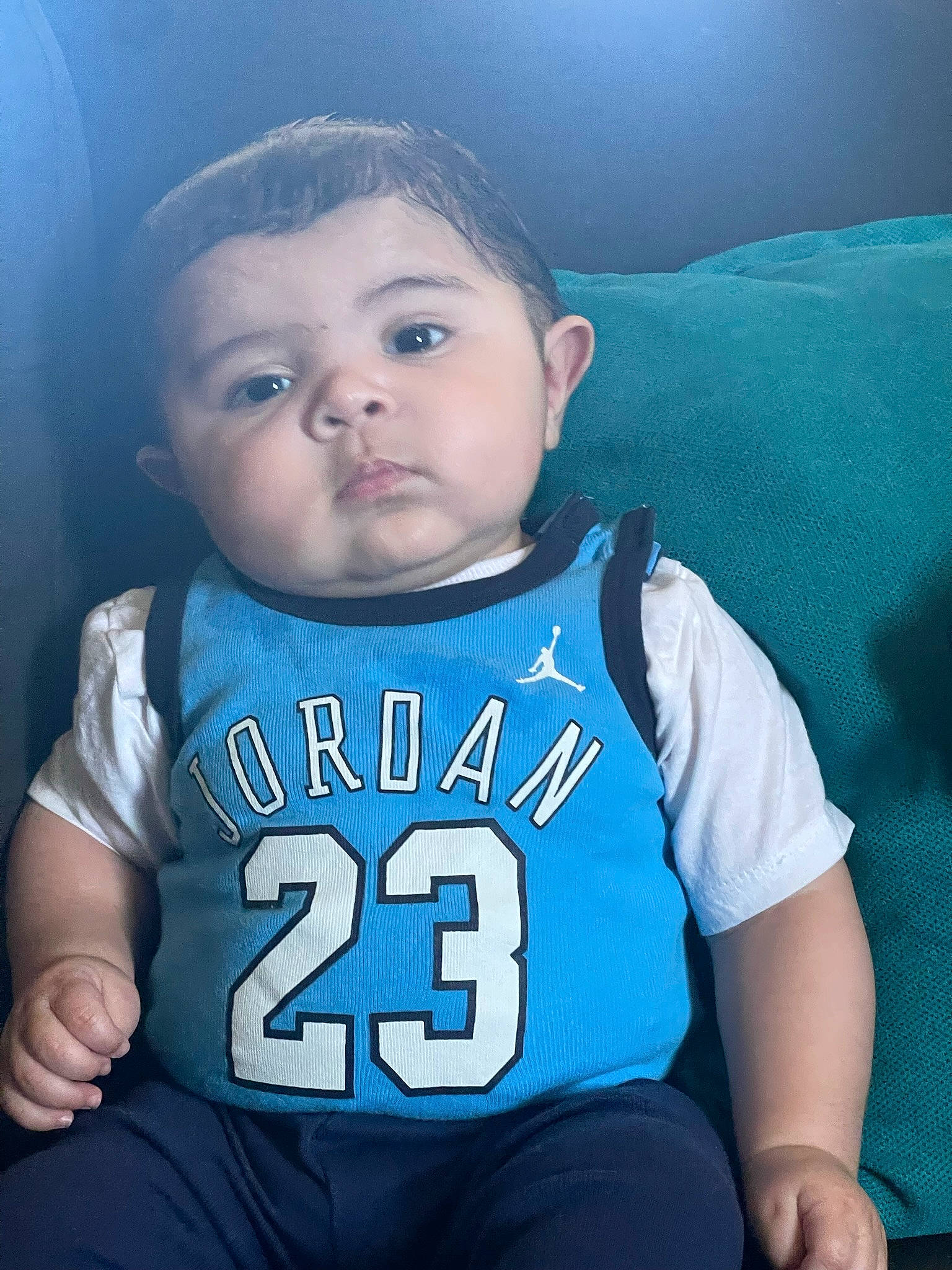 Ermias is registered to the contest to win money with this photo: azure, black, cheek, chin, cloud, eye, eyebrow, facial_expression, flash_photography, hair, hairstyle, headwear, human_body, iris, joint, lip, mouth, neck, nose, person