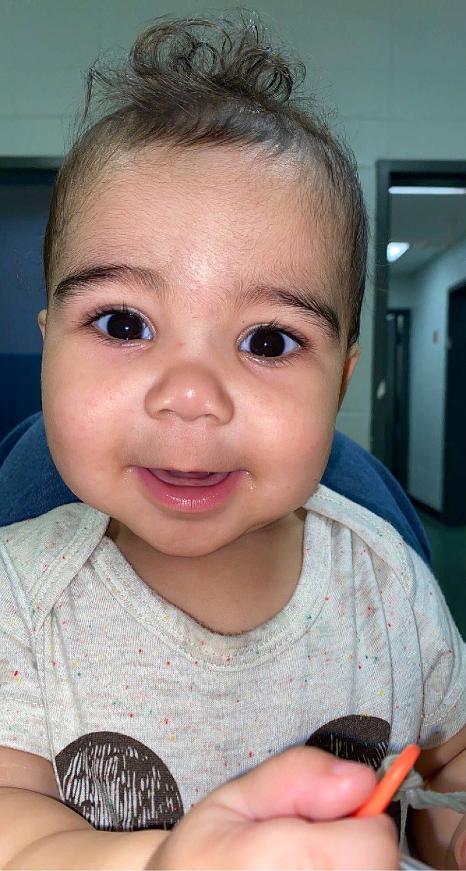 Kaison is registered to the contest to win money with this photo: baby_toddler_clothing, cheek, chin, ear, eye, eyebrow, eyelash, forehead, gesture, hairstyle, head, iris, jaw, lip, mouth, neck, nose, person, skin, sleeve