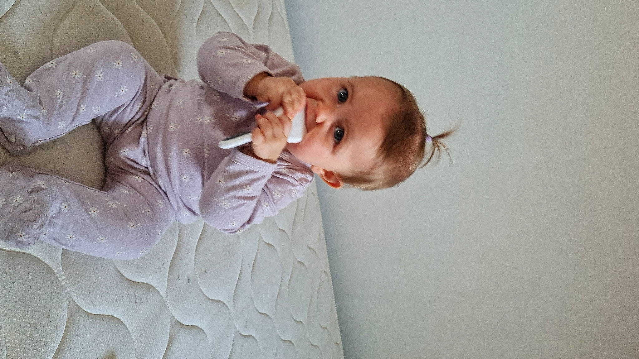 Talya a rejoint le concours — aidez-le/la à gagner de superbes lots ! baby, baby_products, baby_toddler_clothing, cheek, child, comfort, dress, ear, eyelash, gesture, happy, human_body, iris, jewellery, lip, neck, nose, person, sleeve, smile