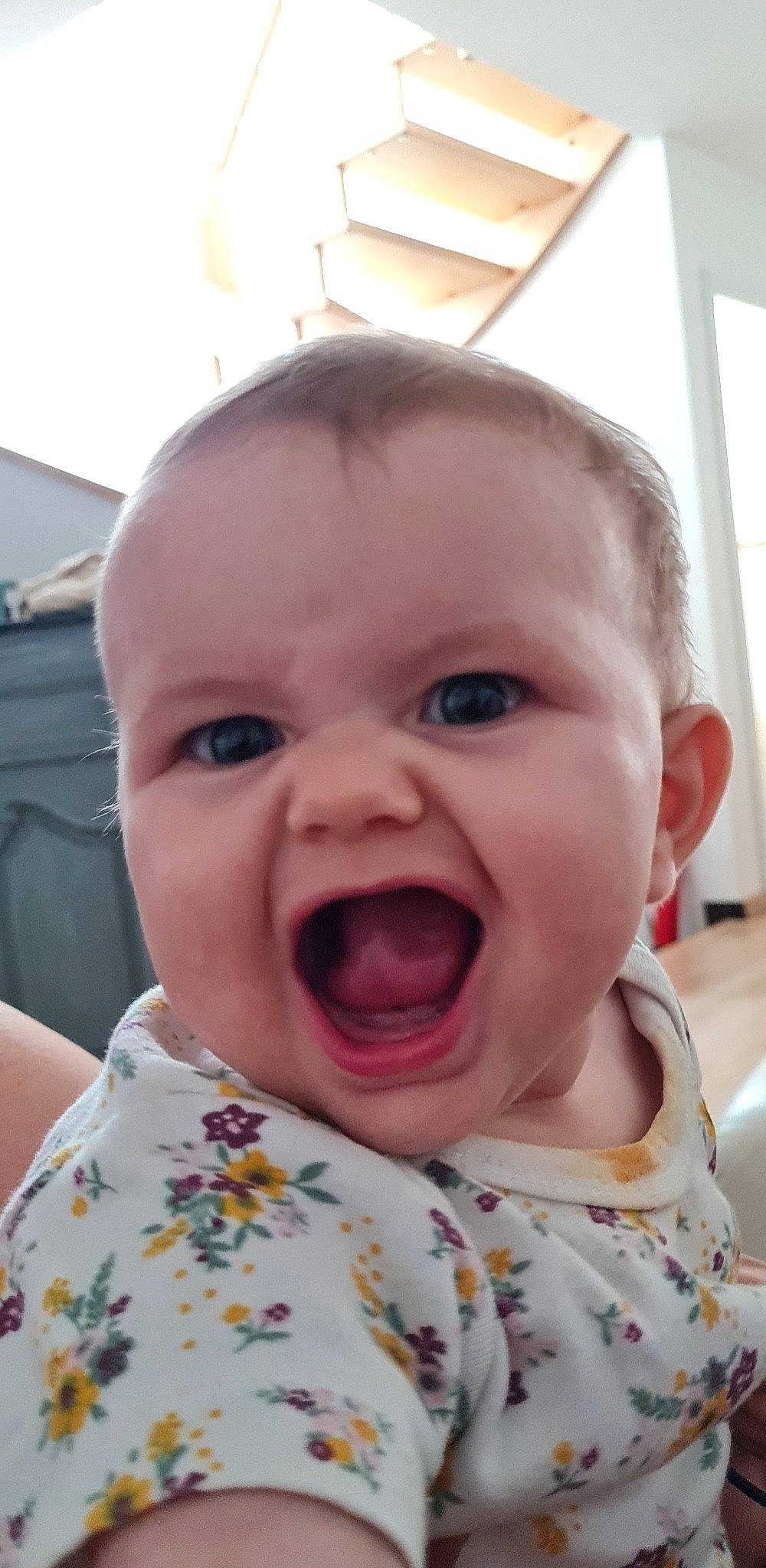 Talya participe au concours pour gagner de l'argent avec cette photo : baby, baby_laughing, cheek, child, chin, ear, event, face, facial_expression, fun, happy, iris, lip, mouth, nose, person, skin, smile, toddler, tongue