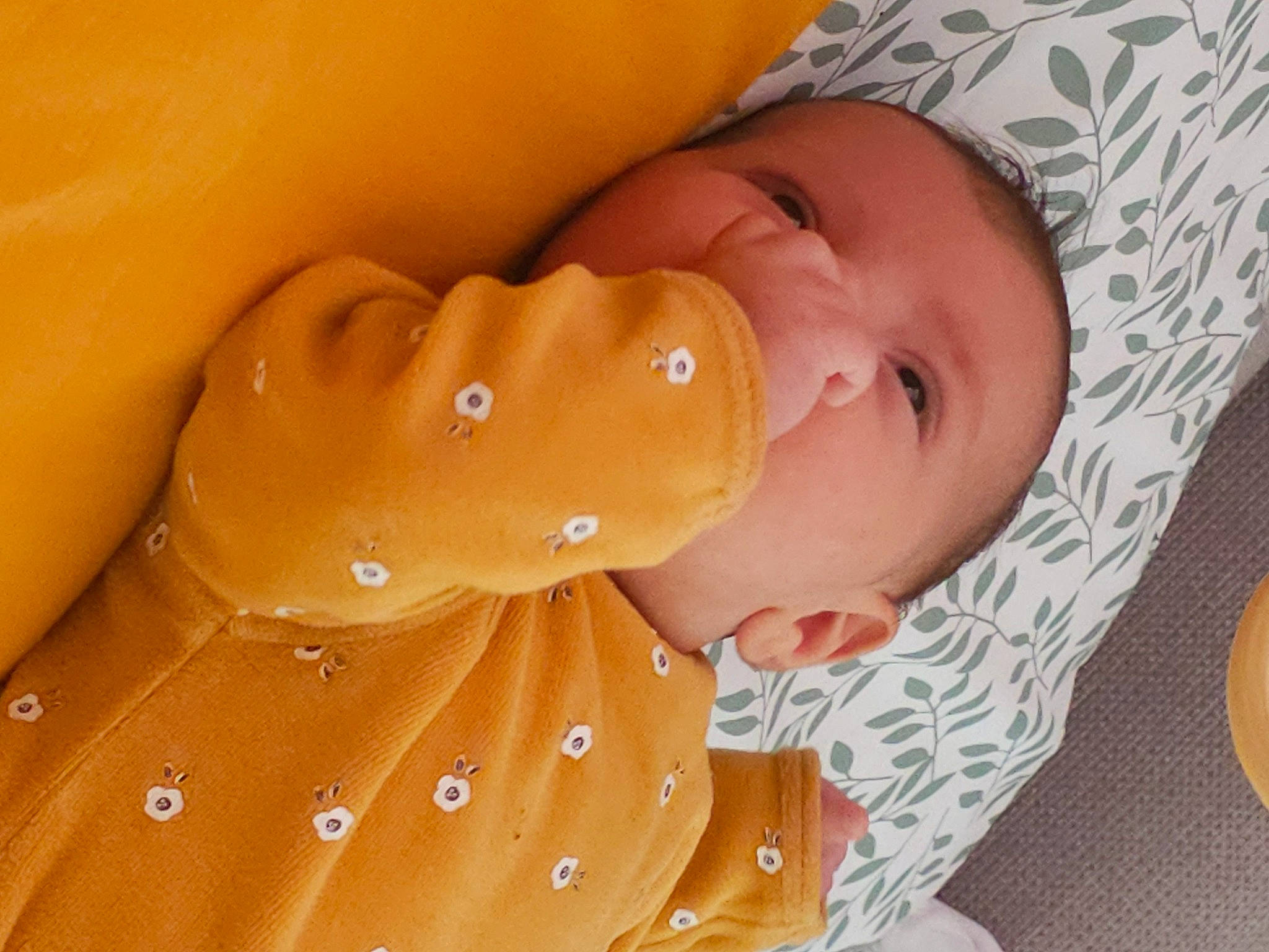 Imen a rejoint le concours — aidez-le/la à gagner de superbes lots ! baby, baby_food, baby_products, baby_sleeping, baby_toddler_clothing, bedtime, cheek, chest, child, comfort, eyelash, happy, iris, orange, peach, person, sleep, toddler